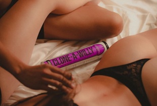 Clone a Willy & Clone a Pussy: Il regalo fai-da-te più originale per le coppie